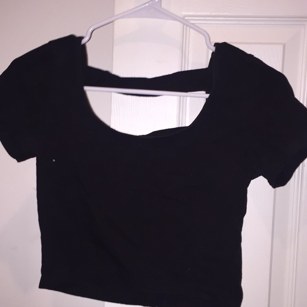 Women’s Charlotte Russe Crop Top